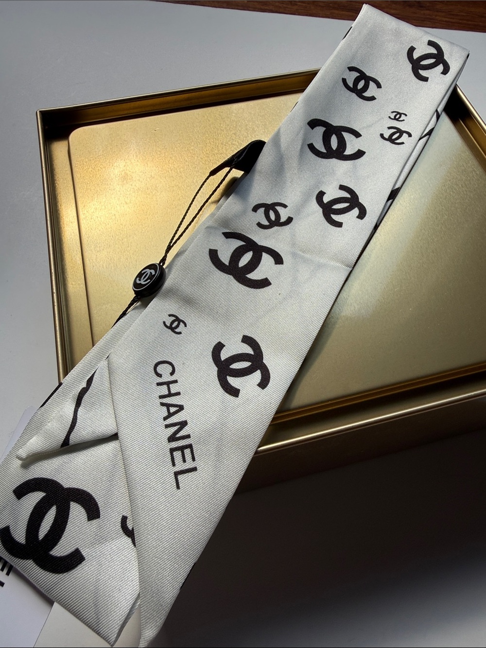 Black and White  Motif Silk Bandeau Scarf/Twilly